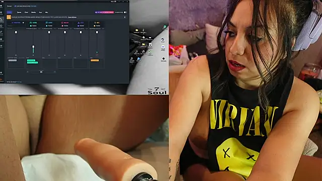 Snapshot of IndiaBlaze chatting on October 22, 2025, 2:55 am IndiaBlaze online show from October 22, 2025, 2:55 am