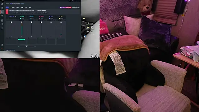 Snapshot of IndiaBlaze chatting on September 22, 2025, 1:55 am IndiaBlaze online show from September 22, 2025, 1:55 am