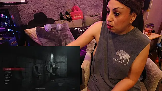 Snapshot of IndiaBlaze chatting on October 17, 2025, 2:15 am IndiaBlaze online show from October 17, 2025, 2:15 am