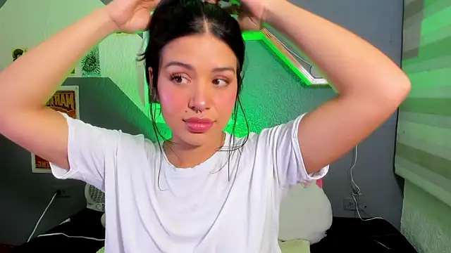 MiaaRose online show from November 13, 2025, 8:13 pm