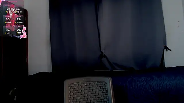 lanaturner  online show from December 2, 2024, 4:26 am