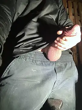 Snapshot of czruz chatting on October 7, 2025, 3:35 pm czruz online show from October 7, 2025, 3:35 pm