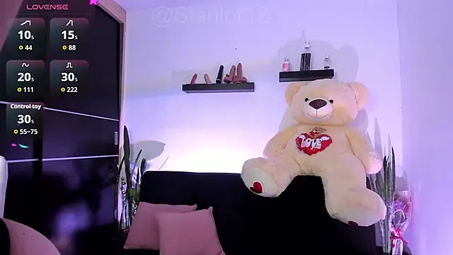 Snapshot of Stanlor1226 chatting on September 25, 2025, 1:00 am Stanlor1226 online show from September 25, 2025, 1:00 am