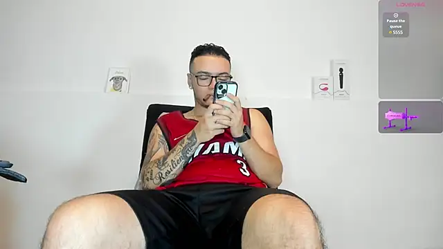 male pussy online show from February 25, 2025, 2:58 pm