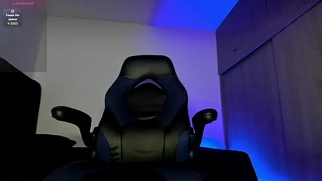 Snapshot of male_pussy chatting on October 15, 2025, 4:22 am male pussy online show from October 15, 2025, 4:22 am