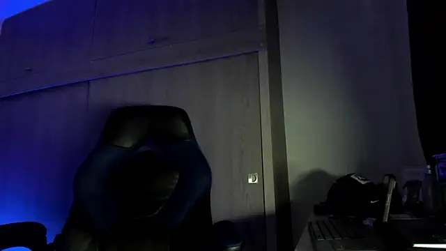 male pussy online show from December 4, 2025, 1:04 am