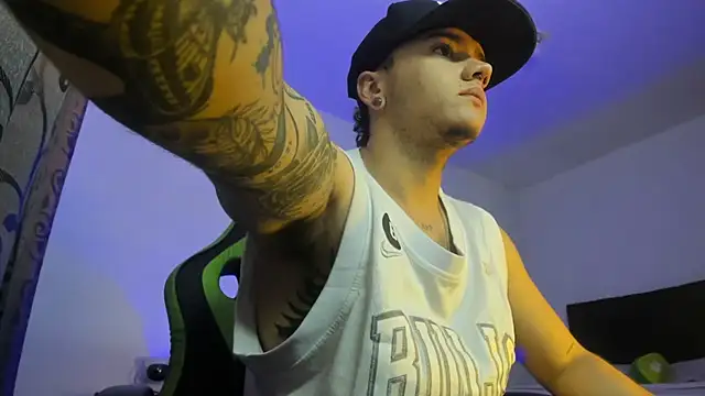 Snapshot of male_pussy chatting on September 20, 2025, 4:12 pm male pussy online show from September 20, 2025, 4:12 pm