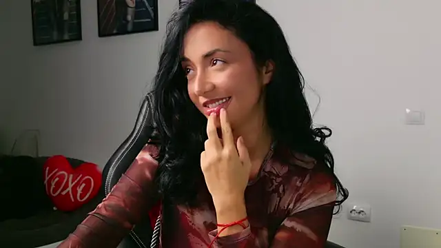 Snapshot of KatherineRyder chatting on October 1, 2025, 4:55 pm KatherineRyder online show from October 1, 2025, 4:55 pm