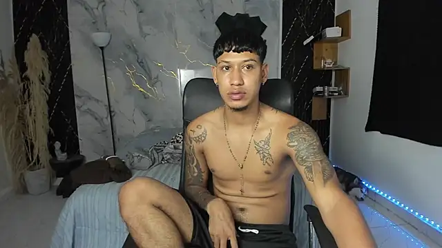 slim master12 online show from June 15, 2026, 9:03 pm