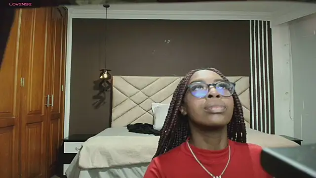 Raquel jones online show from February 25, 2025, 11:43 am