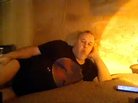 Snapshot of Nightshade7712 chatting on March 3, 2025, 10:31 pm Nightshade7712 online show from March 3, 2025, 10:31 pm