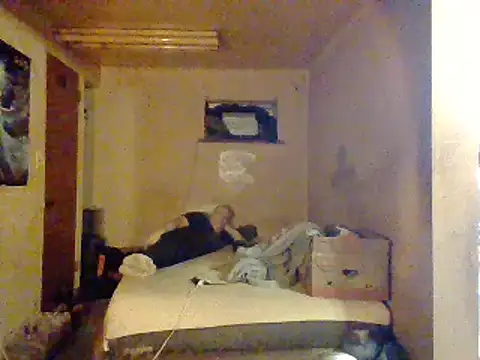 Snapshot of Nightshade7712 chatting on March 21, 2025, 8:40 pm Nightshade7712 online show from March 21, 2025, 8:40 pm