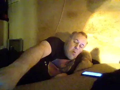 Snapshot of Nightshade7712 chatting on March 1, 2025, 5:31 am Nightshade7712 online show from March 1, 2025, 5:31 am