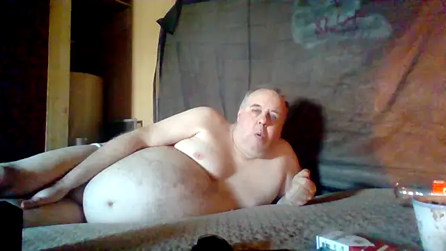 Snapshot of Nightshade7712 chatting on October 5, 2025, 7:48 pm Nightshade7712 online show from October 5, 2025, 7:48 pm