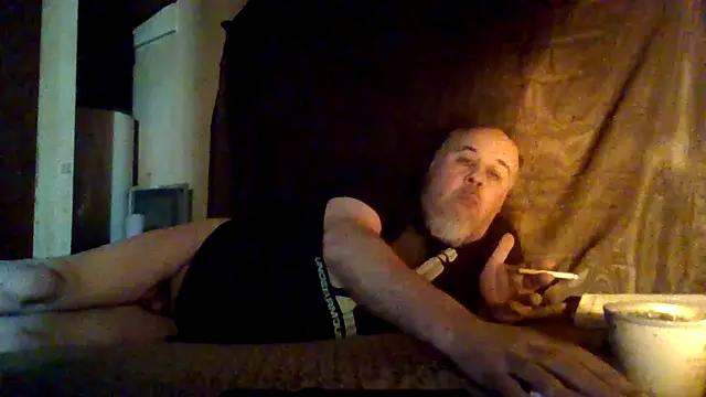 Snapshot of Nightshade7712 chatting on October 1, 2025, 1:55 am Nightshade7712 online show from October 1, 2025, 1:55 am