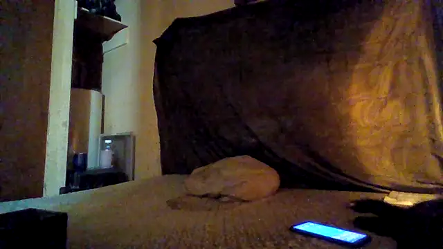 Snapshot of Nightshade7712 chatting on October 26, 2025, 9:37 pm Nightshade7712 online show from October 26, 2025, 9:37 pm