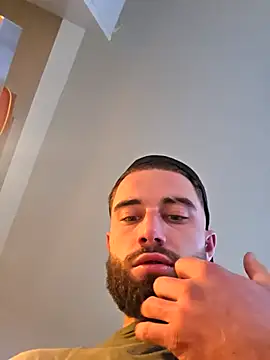 Vekie 007 online show from November 10, 2025, 7:13 am