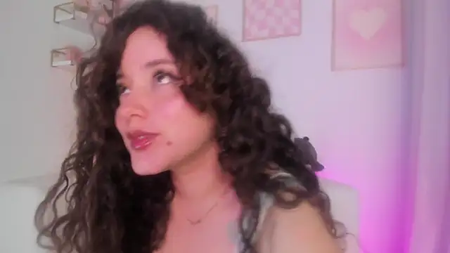 Snapshot of Aurora_aaa chatting on November 3, 2025, 11:08 pm Aurora aaa online show from November 3, 2025, 11:08 pm