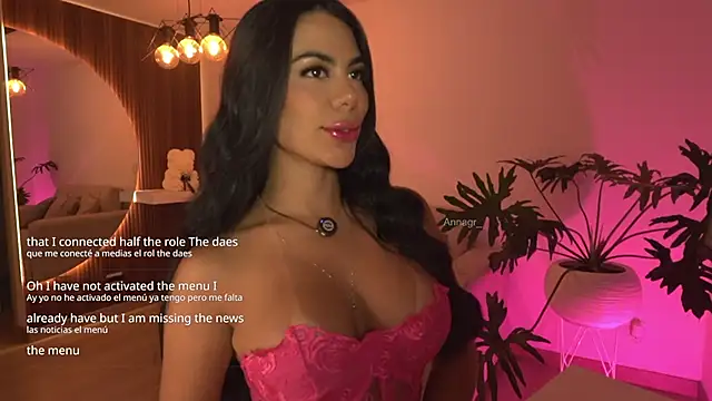 Snapshot of AnnaTaylor1 chatting on October 5, 2025, 10:55 pm AnnaTaylor1 online show from October 5, 2025, 10:55 pm