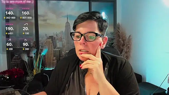 Snapshot of ninarandmann chatting on September 30, 2025, 3:51 pm ninarandmann online show from September 30, 2025, 3:51 pm