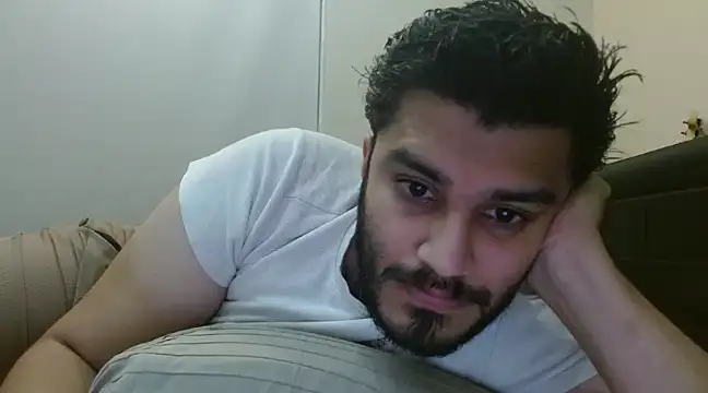 Snapshot of robintoit chatting on December 7, 2024, 5:10 am robintoit online show from December 7, 2024, 5:10 am