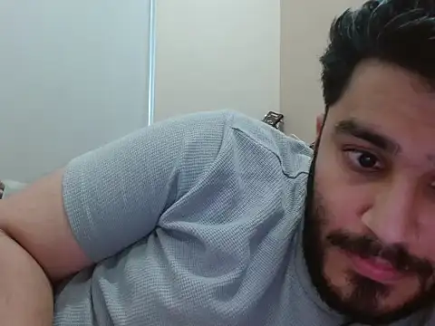 Snapshot of robintoit chatting on September 27, 2025, 3:45 am robintoit online show from September 27, 2025, 3:45 am