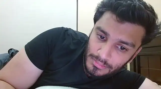 Snapshot of robintoit chatting on February 19, 2025, 7:37 pm robintoit online show from February 19, 2025, 7:37 pm