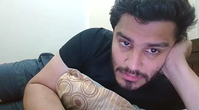 Snapshot of robintoit chatting on February 21, 2025, 4:51 am robintoit online show from February 21, 2025, 4:51 am