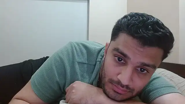 Snapshot of robintoit chatting on October 7, 2025, 6:42 pm robintoit online show from October 7, 2025, 6:42 pm