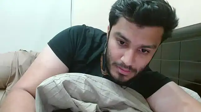 Snapshot of robintoit chatting on February 14, 2025, 3:15 pm robintoit online show from February 14, 2025, 3:15 pm