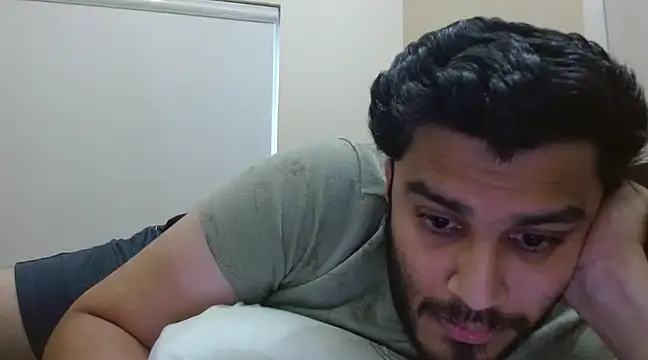 Snapshot of robintoit chatting on February 23, 2025, 7:22 am robintoit online show from February 23, 2025, 7:22 am