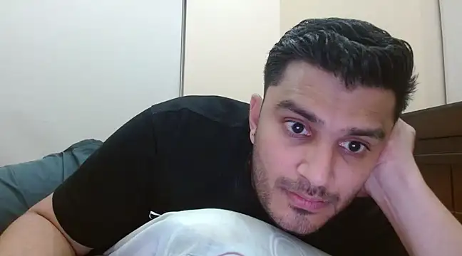 Snapshot of robintoit chatting on March 6, 2025, 5:00 pm robintoit online show from March 6, 2025, 5:00 pm