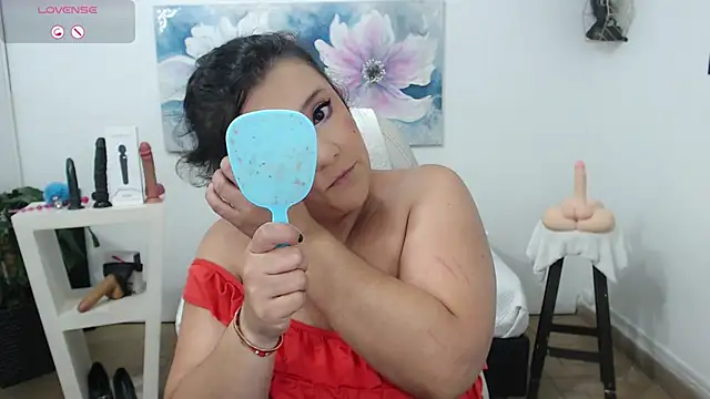 mom hot   online show from March 8, 2025, 9:08 pm