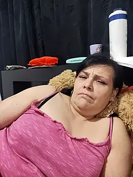 Snapshot of Natasha_milf__ chatting on November 6, 2025, 12:25 am Natasha milf online show from November 6, 2025, 12:25 am