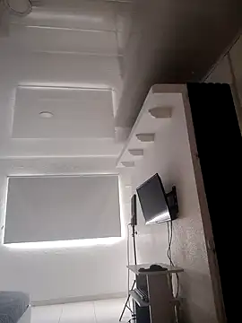 Snapshot of Natasha_milf__ chatting on October 17, 2025, 1:02 pm Natasha milf online show from October 17, 2025, 1:02 pm