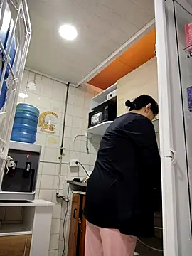 Natasha milf   online show from November 21, 2025, 12:48 pm