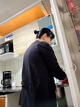 Snapshot of Natasha_milf__ chatting on November 1, 2025, 12:32 pm Natasha milf online show from November 1, 2025, 12:32 pm