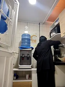 Snapshot of Natasha_milf__ chatting on November 8, 2025, 12:31 pm Natasha milf online show from November 8, 2025, 12:31 pm