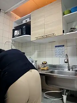 Snapshot of Natasha_milf__ chatting on October 22, 2025, 12:37 pm Natasha milf online show from October 22, 2025, 12:37 pm