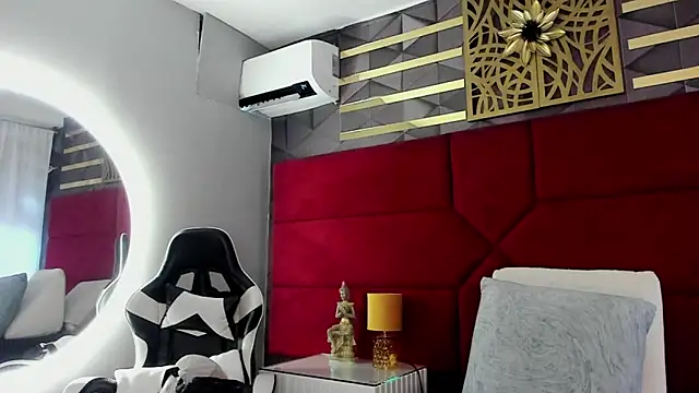 Snapshot of hanny_milf chatting on June 30, 2026, 11:54 am hanny milf online show from June 30, 2026, 11:54 am