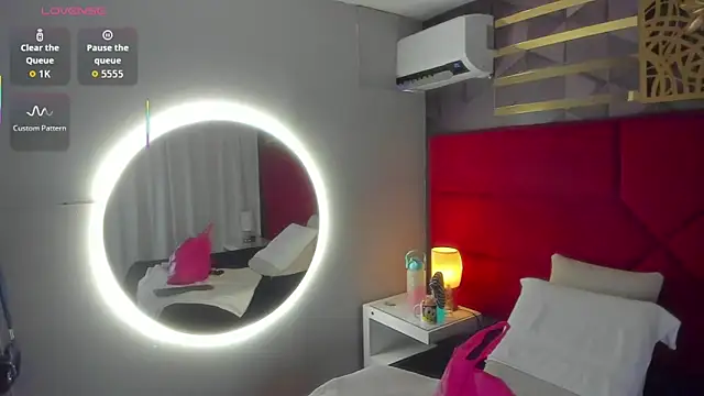 hanny milf online show from March 31, 2026, 1:29 am