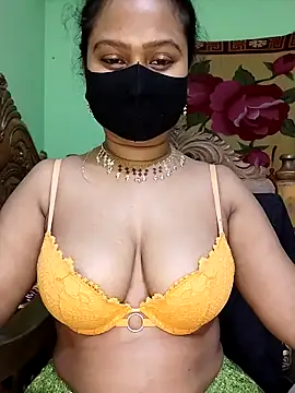Idhika Paul online show from March 8, 2025, 5:59 am
