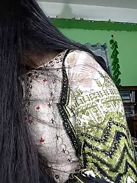 Snapshot of Idhika_Paul chatting on October 7, 2025, 10:16 am Idhika Paul online show from October 7, 2025, 10:16 am