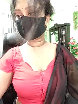 Snapshot of Idhika_Paul chatting on September 24, 2025, 4:24 pm Idhika Paul online show from September 24, 2025, 4:24 pm