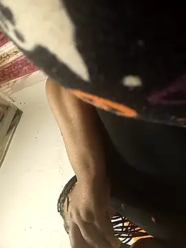 Snapshot of HOTSUGARX5 chatting on January 12, 2025, 1:58 pm HOTSUGARX5 online show from January 12, 2025, 1:58 pm