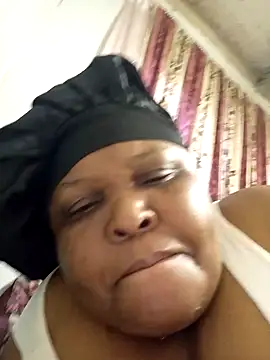 Snapshot of HOTSUGARX5 chatting on December 23, 2024, 11:04 am HOTSUGARX5 online show from December 23, 2024, 11:04 am