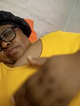 Snapshot of HOTSUGARX5 chatting on January 16, 2025, 2:08 pm HOTSUGARX5 online show from January 16, 2025, 2:08 pm