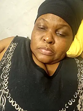 Snapshot of HOTSUGARX5 chatting on March 12, 2025, 4:24 pm HOTSUGARX5 online show from March 12, 2025, 4:24 pm