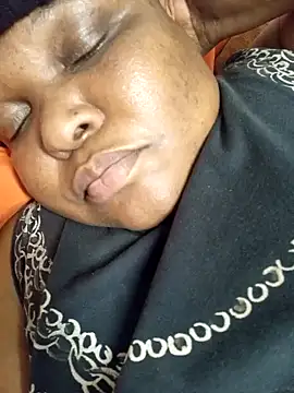 Snapshot of HOTSUGARX5 chatting on February 19, 2025, 12:00 pm HOTSUGARX5 online show from February 19, 2025, 12:00 pm