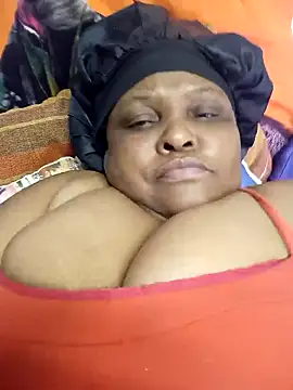 Snapshot of HOTSUGARX5 chatting on January 13, 2025, 12:45 pm HOTSUGARX5 online show from January 13, 2025, 12:45 pm